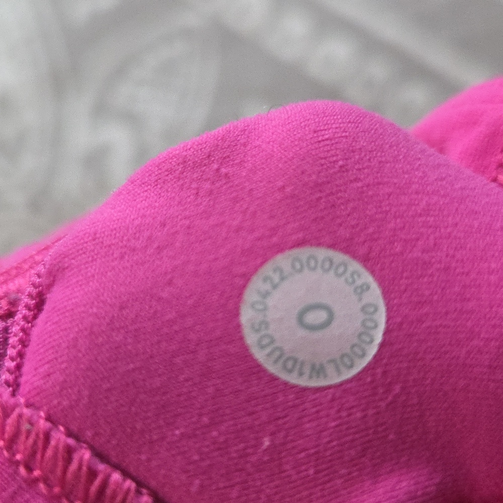 Lululemon Align Tank Sonic Pink Size 0 EUC - Picture 6 of 7